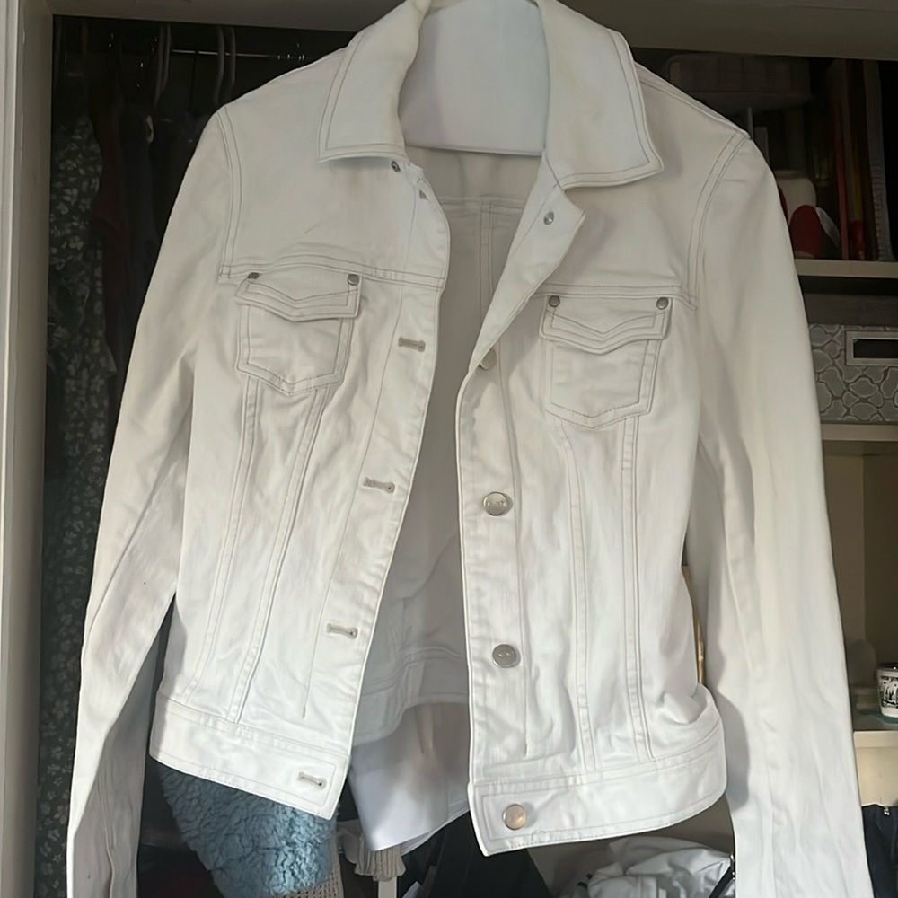 Tahari Jean jacket white